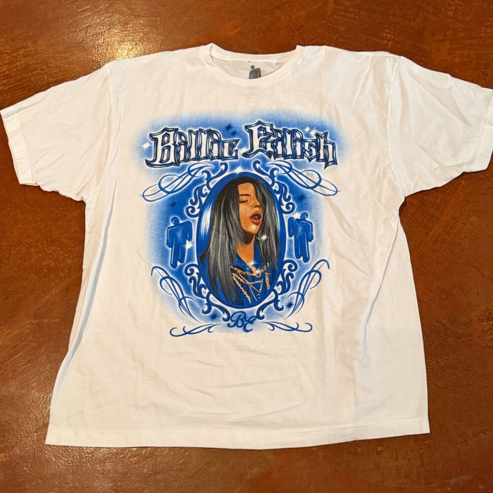 Billie Eilish Airbrush Look T-Shirt Size XL